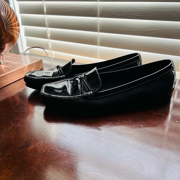 Black Cole Haan Shoes - Picture 1 of 11